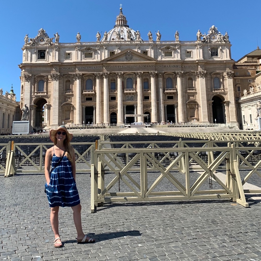 Meet your Posher, Caroline